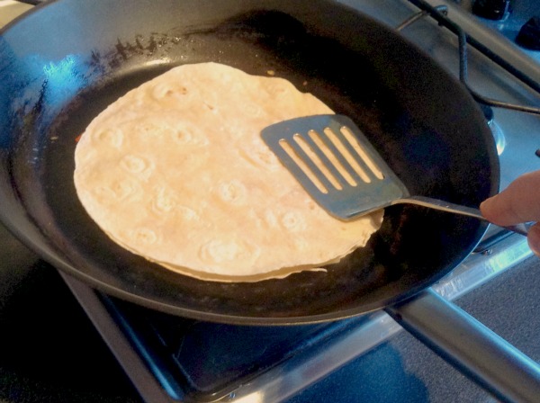 easy lunchtime quesadillas