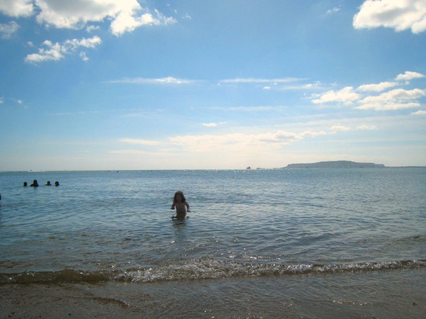 H in the sea