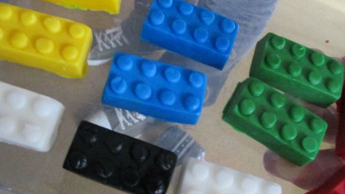Frozen Lego Icing from a Lego Mould