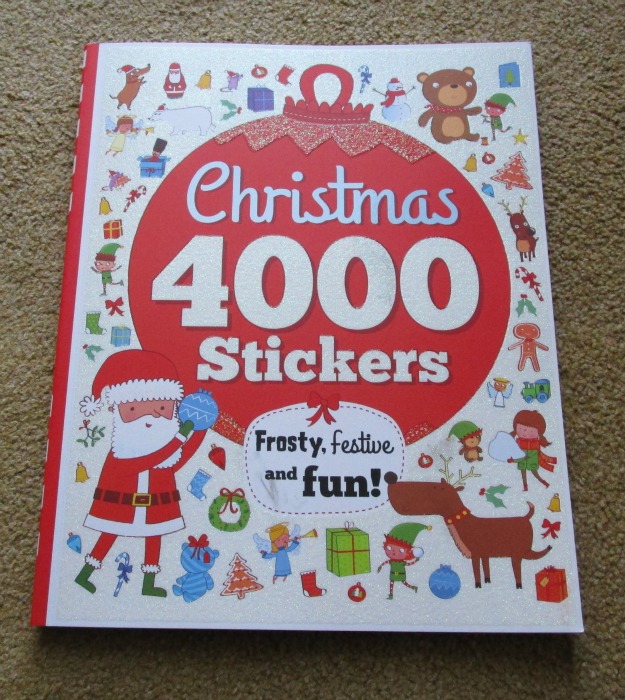 4000 Stickers Christmas Book