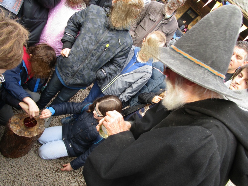 helping the Alchemist at Alnwick Castle make dragons blood